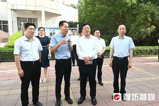 引爆全场的盖帽！勇士新秀TJD今日惊艳封盖杰伦-布朗瞬间！